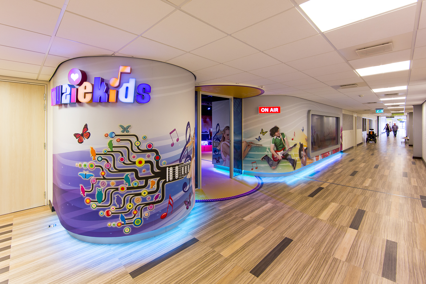 Guus Meeuwis Muziekids Studio