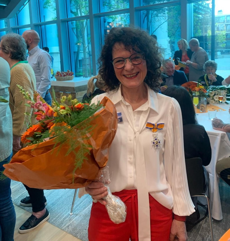 Janny van de Laar-Müskens met koninklijke onderscheiding