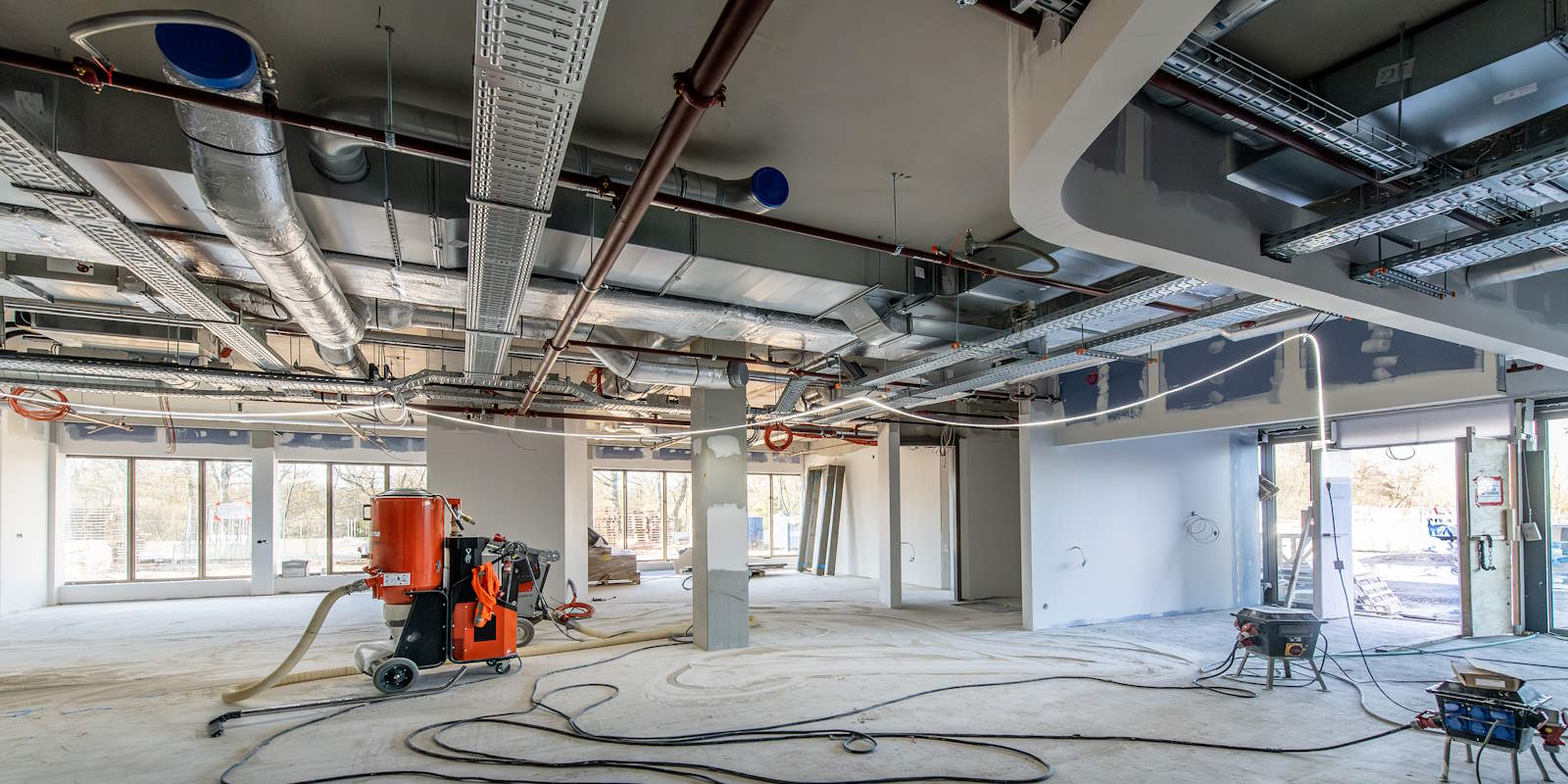 Wachtgebied voor patiënten Spoedeisende Hulp, Eerst Hart Hulp, Huisartsenspoedpost, De Dienstapotheek en Mondzorg Midden-Brabant.